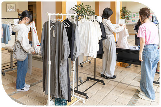 春夏洋服フリーマーケット開催