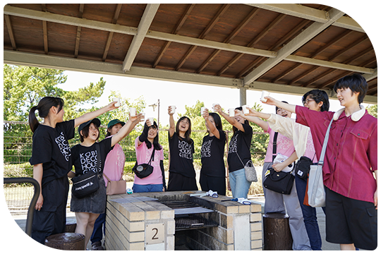 KOBE DECO GIRLS 集合！BBQ大会開催