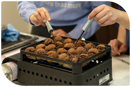 バレンタインスイーツの料理教室開催