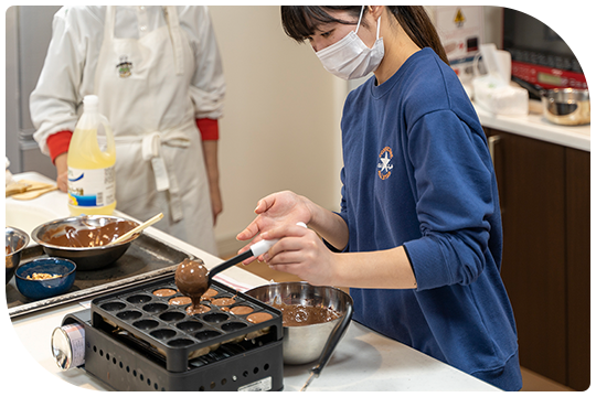 バレンタインスイーツの料理教室開催